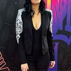 BCBGMaxAzria Abram Embroidered Sleeve Cropped Blazer Jacket S Black White